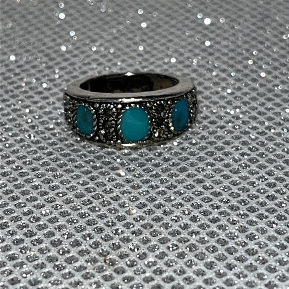 Vintage Turquoise 5 Stones on Silver Band Ring